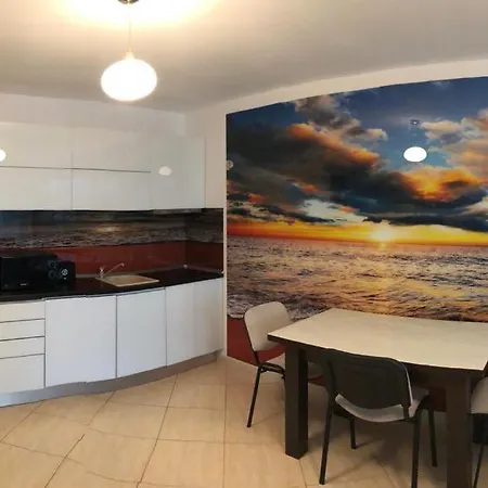 Piano Bar Holidays Apartament Mamaia
